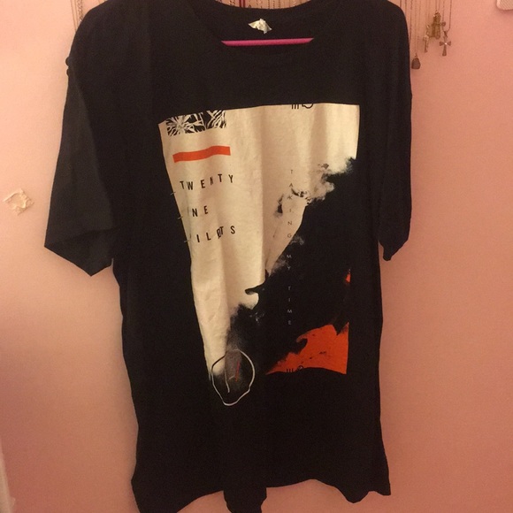 Pacific Tops - Twenty One Pilots T-Shirt